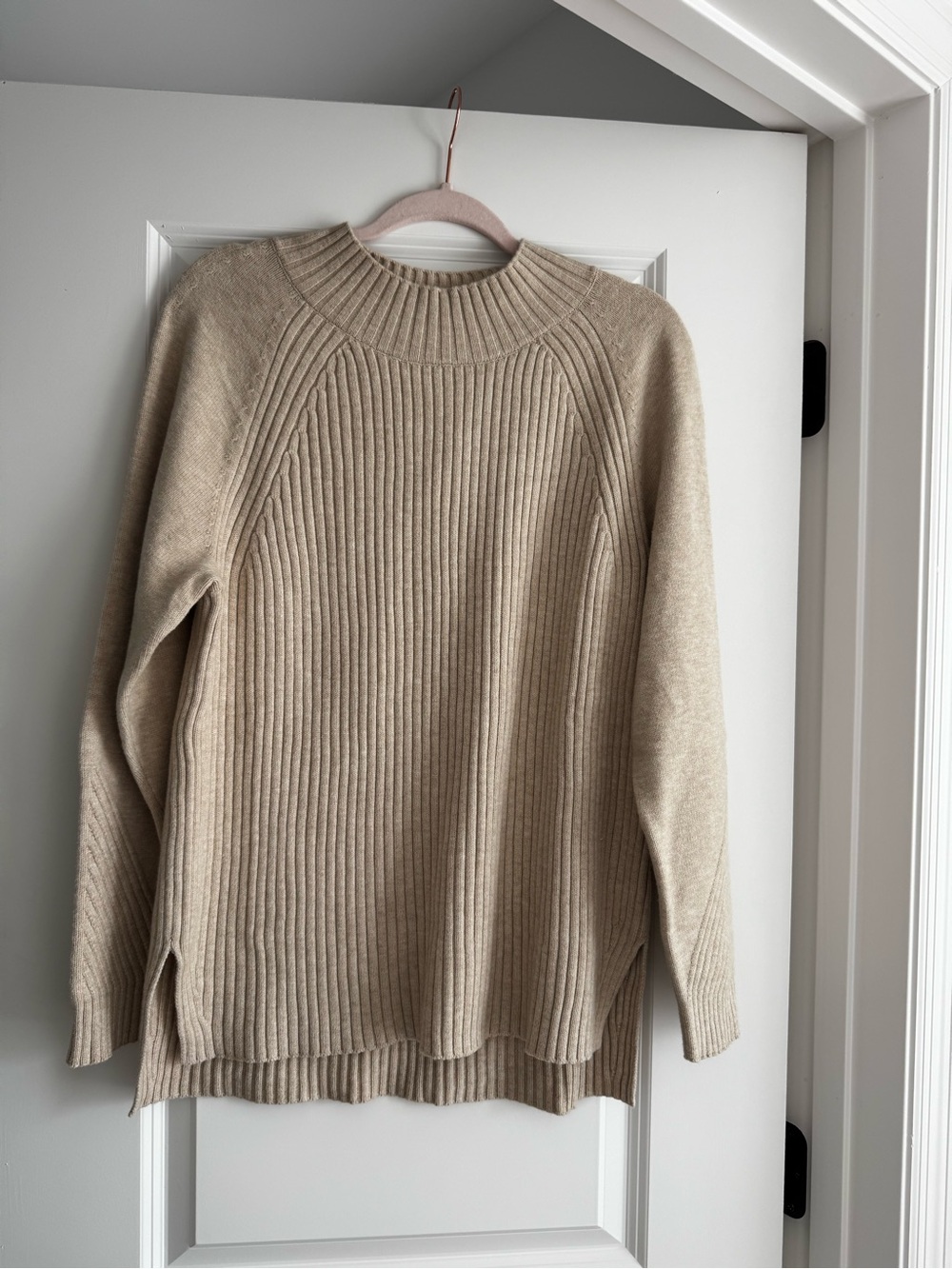 Banana Republic Neutral Ribbed Crewneck Sweater